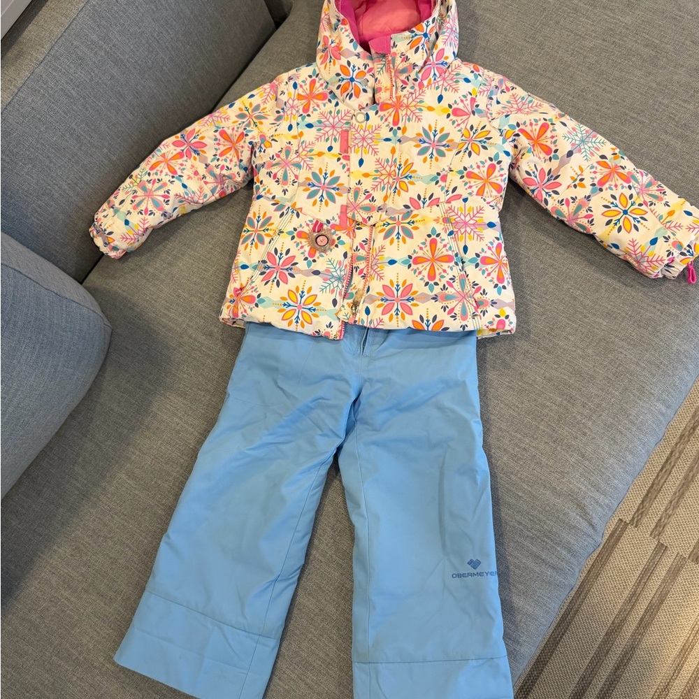 Obermeyer kids Livia ski Jacket (size 4) with Blue ski bibs (size 4)